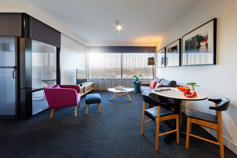 East Hotel - Great Ocean Road Tourism 7
