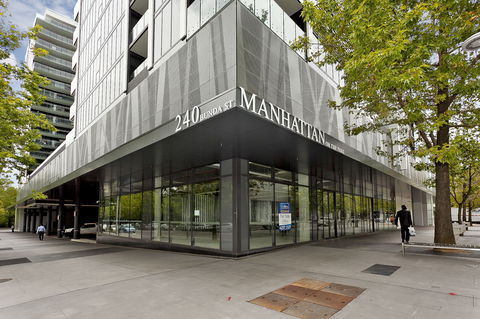 Astra Canberra Manhattan - Great Ocean Road Tourism 1