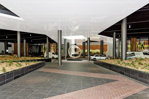 Astra Canberra Manhattan - Great Ocean Road Tourism 3