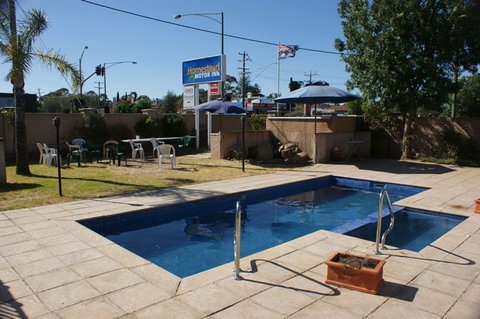 Bendigo Homestead Motor Inn & Apartments - Great Ocean Road Tourism 2