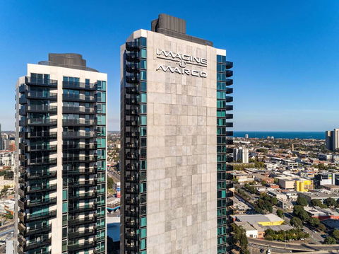 Imagine Marco - Great Ocean Road Tourism 0