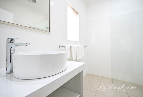 Narrandera Club Motor Inn - Great Ocean Road Tourism 2