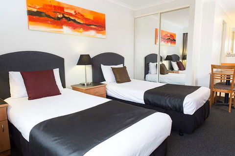 Alpha Hotel Canberra - Great Ocean Road Tourism 1