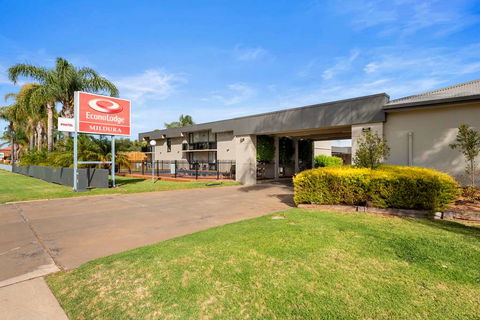 Econo Lodge All Seasons Mildura - Great Ocean Road Tourism 1