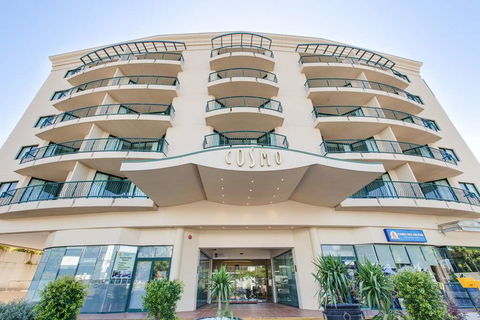 Central Cosmo Apartments - Great Ocean Road Tourism 0