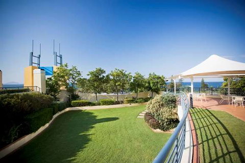 Mantra Mooloolaba Beach - Great Ocean Road Tourism 1