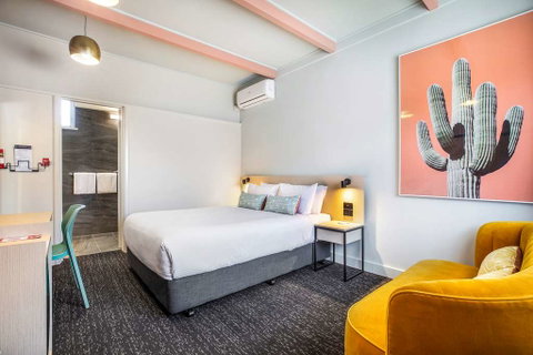 Sandbelt Club Hotel - Great Ocean Road Tourism 2