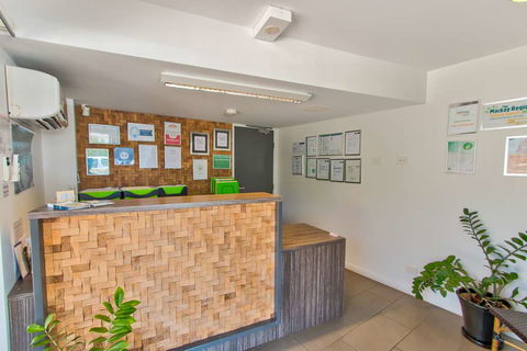 Mackay Oceanside Central Hotel - Great Ocean Road Tourism 2