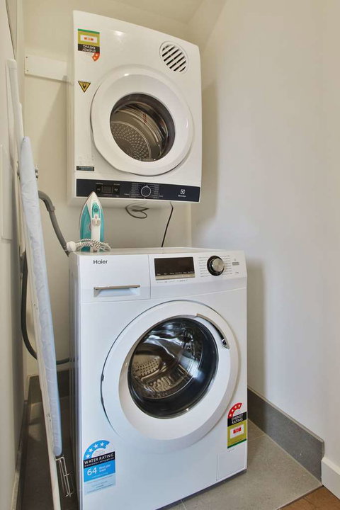 Quality Apartments Dandenong - Great Ocean Road Tourism 10