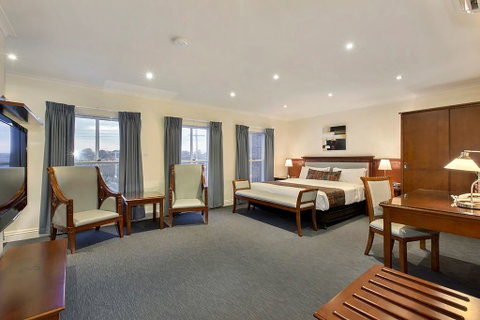 Best Western Plus The Buckingham Inn - Great Ocean Road Tourism 11