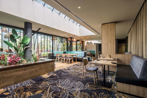 Dingley International Hotel - Great Ocean Road Tourism 12