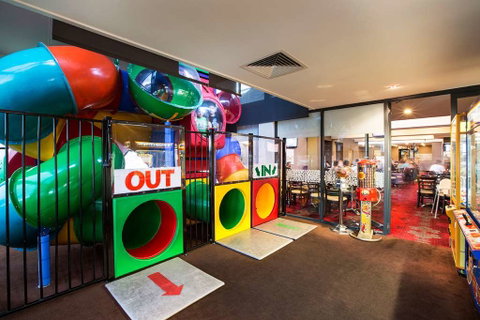 Nightcap at Keysborough Hotel - Great Ocean Road Tourism 8