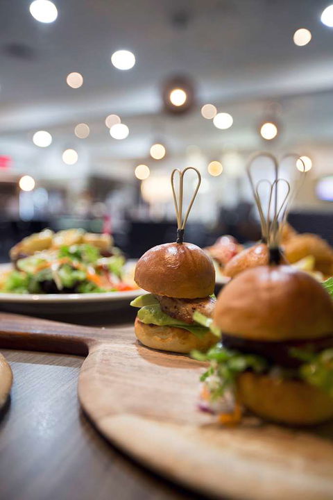 All Seasons Bendigo - Great Ocean Road Tourism 6