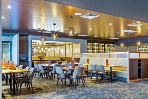 Quality Hotel Lakeside - Great Ocean Road Tourism 10