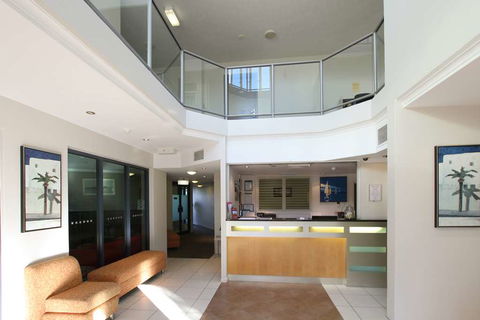 Caloundra Central Apartment Hotel - Great Ocean Road Tourism 2