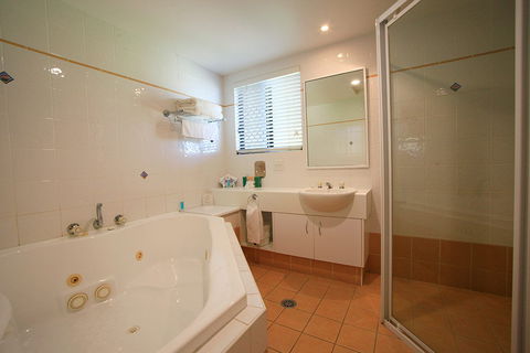 Macquarie Barracks Inn - Great Ocean Road Tourism 2