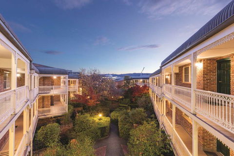 Adina Serviced Apts Canberra Kingston - Great Ocean Road Tourism 2