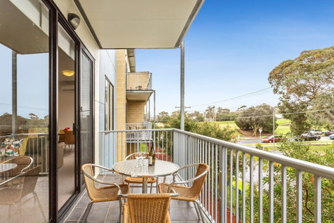 Quest Frankston - Great Ocean Road Tourism 4