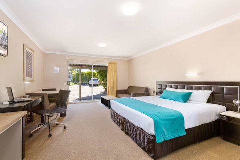 Comfort Inn North Brisbane - Great Ocean Road Tourism 4