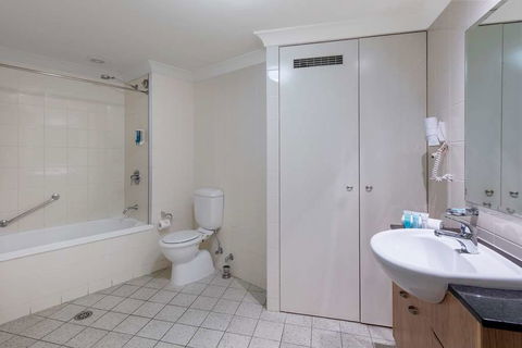 Nesuto Canberra Apartment Hotel - Great Ocean Road Tourism 5
