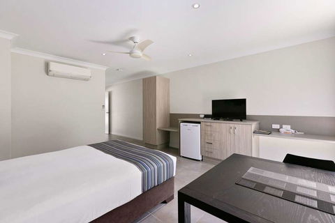 Econo Lodge Beachside - Great Ocean Road Tourism 6