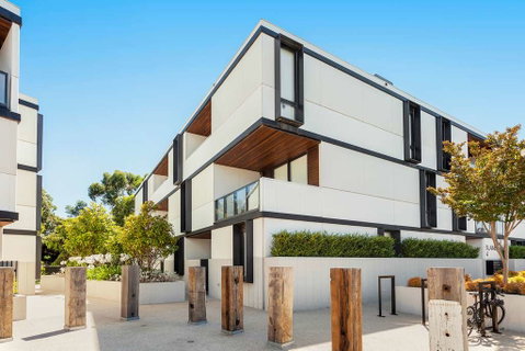 Clayton Serviced Apartments - Great Ocean Road Tourism 0