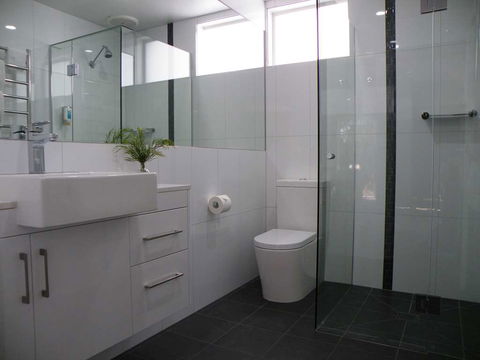 Hamilton Lonsdale Motel - Great Ocean Road Tourism 1