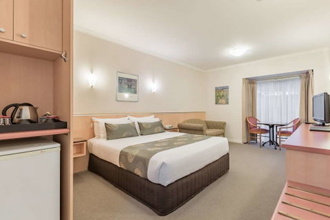 Waverley International Hotel - Great Ocean Road Tourism 1