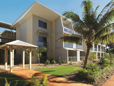 Oaks Broome - Great Ocean Road Tourism 0