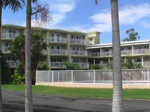 Cabarita Lake Apartments - Great Ocean Road Tourism 0