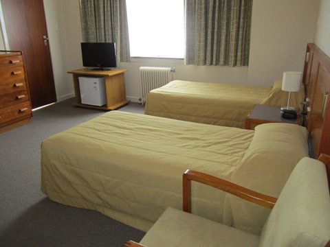 University House - ANU - Great Ocean Road Tourism 3