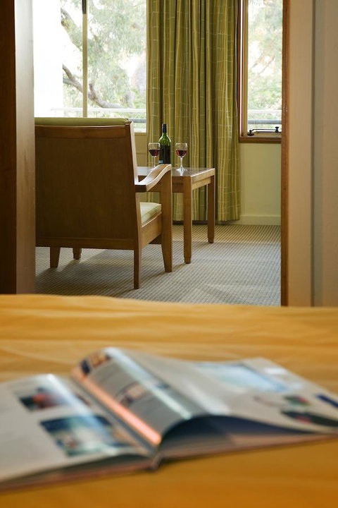 University House - ANU - Great Ocean Road Tourism 12