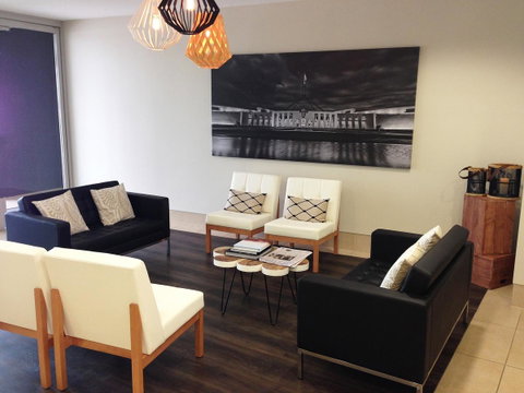 Pacific Suites Canberra - Great Ocean Road Tourism 6