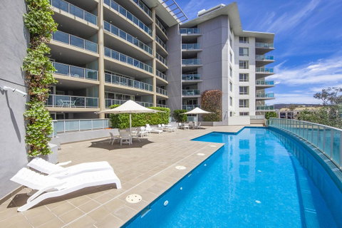 Pacific Suites Canberra - Great Ocean Road Tourism 2