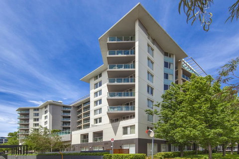 Pacific Suites Canberra - Great Ocean Road Tourism 0