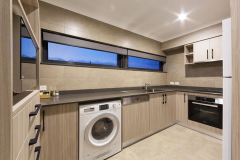 Forrest Hotel & Apartments - Great Ocean Road Tourism 19