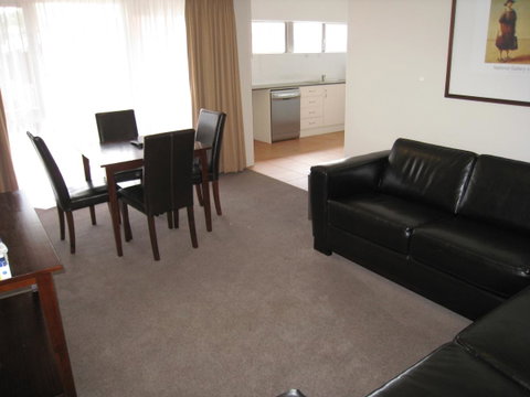 Forrest Hotel & Apartments - Great Ocean Road Tourism 14