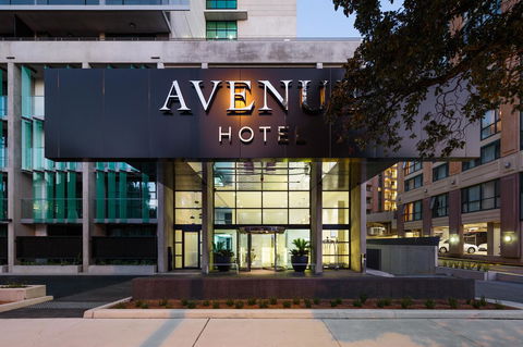 Avenue Hotel Canberra - Great Ocean Road Tourism 0
