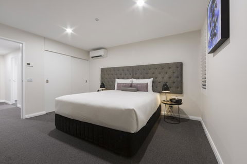 Avenue Hotel Canberra - Great Ocean Road Tourism 30
