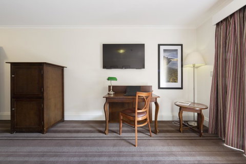 Mercure Canberra - Great Ocean Road Tourism 12