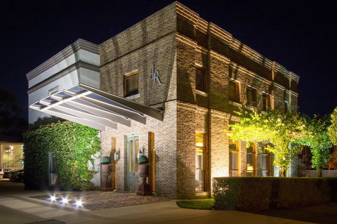 De Russie Boutique Hotel - Great Ocean Road Tourism 0