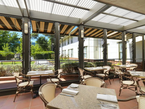 Hotel Kurrajong Canberra - Great Ocean Road Tourism 24