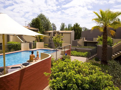 Manuka Park Serviced Apartments - Great Ocean Road Tourism 12