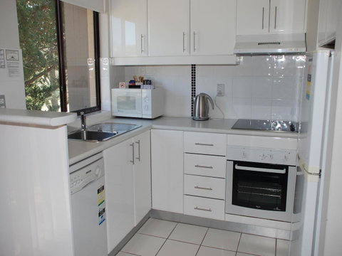 Manuka Park Serviced Apartments - Great Ocean Road Tourism 14