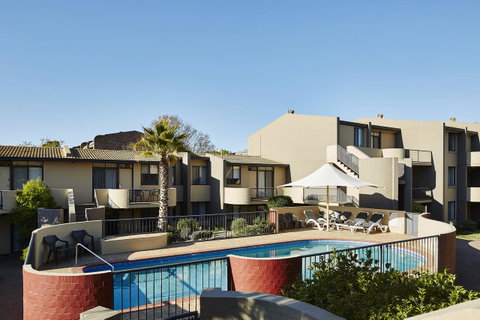 Manuka Park Serviced Apartments - Great Ocean Road Tourism 23