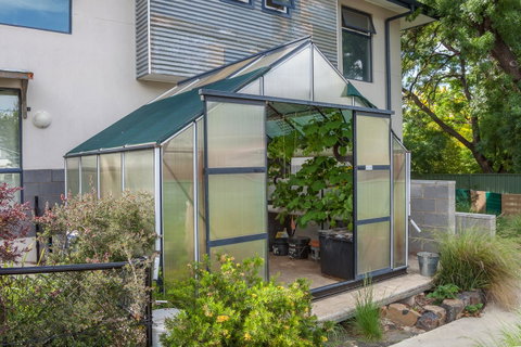 One Of A Kind Apartments - Great Ocean Road Tourism 37