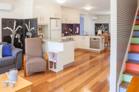 One Of A Kind Apartments - Great Ocean Road Tourism 25