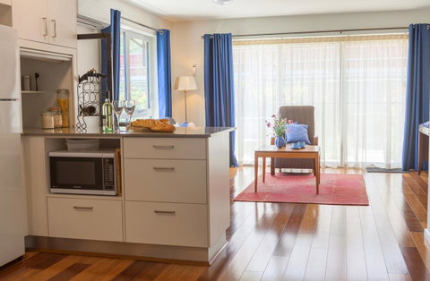 One Of A Kind Apartments - Great Ocean Road Tourism 32