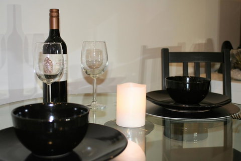 Modern Executive Apt@Barton*1BR*WiFi*Gym*Secure Parking*Canberra - Great Ocean Road Tourism 11