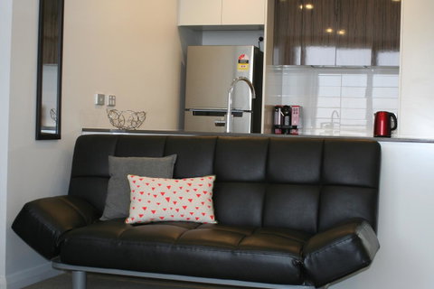 Modern Executive Apt@Barton*1BR*WiFi*Gym*Secure Parking*Canberra - Great Ocean Road Tourism 10